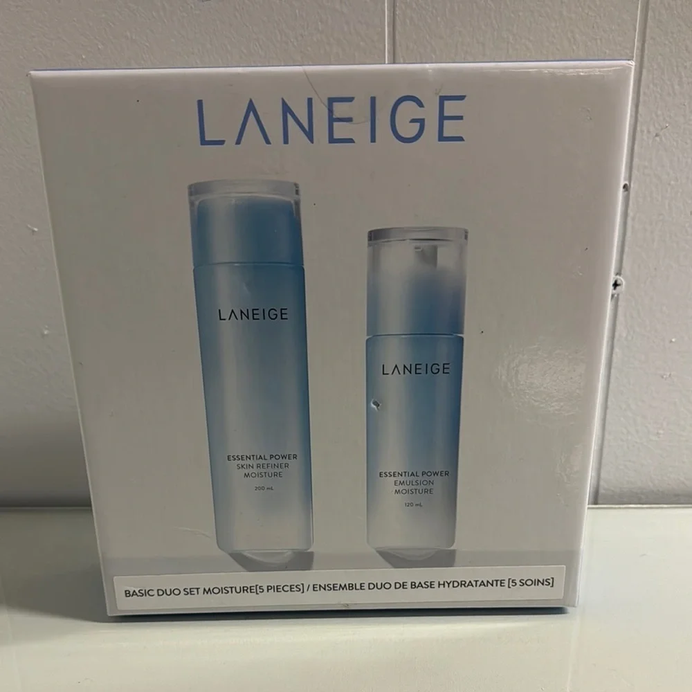 NEW LANEIGE Essential Power Skin Refiner and Emulsion Set